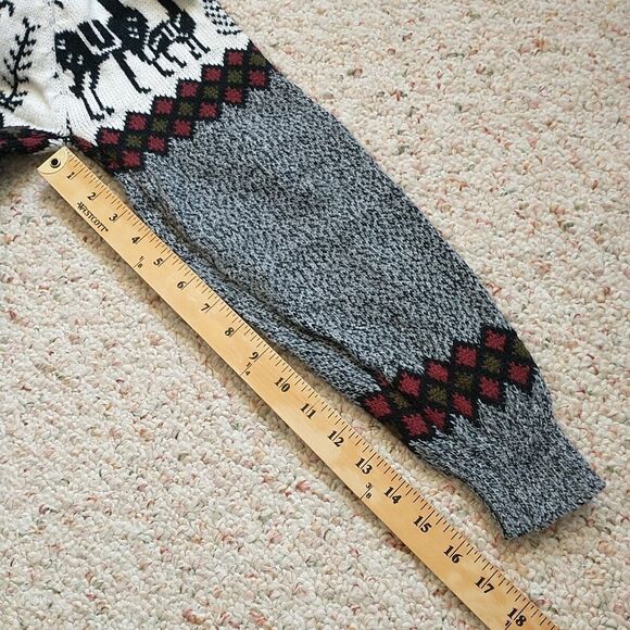 Ugly Sweater Women  Gray Reindeer Lama Fair Isle Hand Made Knit - Picture 9 of 9